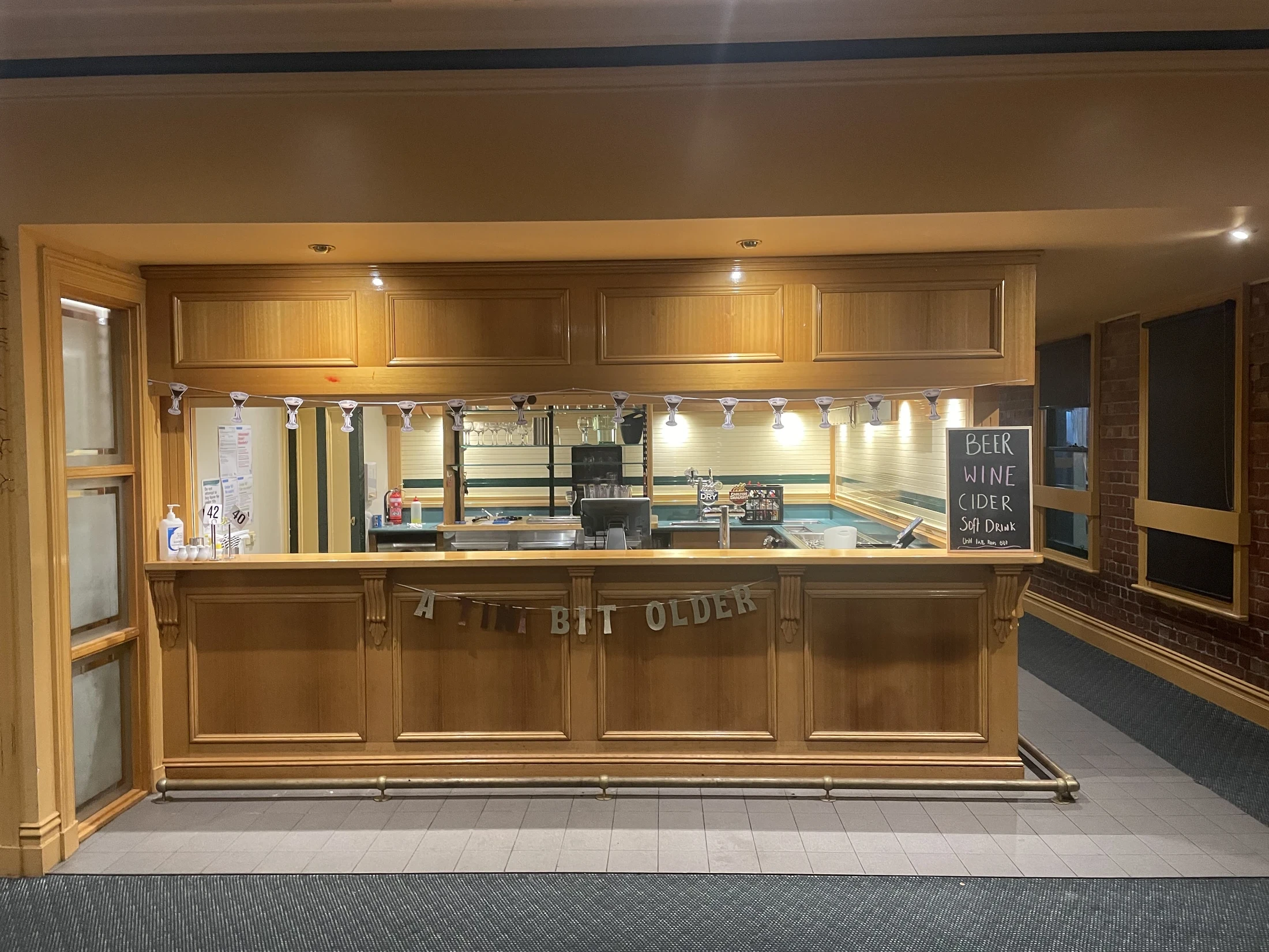 Bar